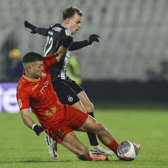 Fenjeraš odoleva u Humskoj