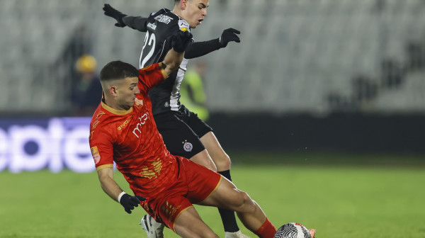 Fenjeraš odoleva u Humskoj