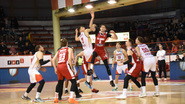 Ludnica u Čačku: Borac posle produžetka srušio SC