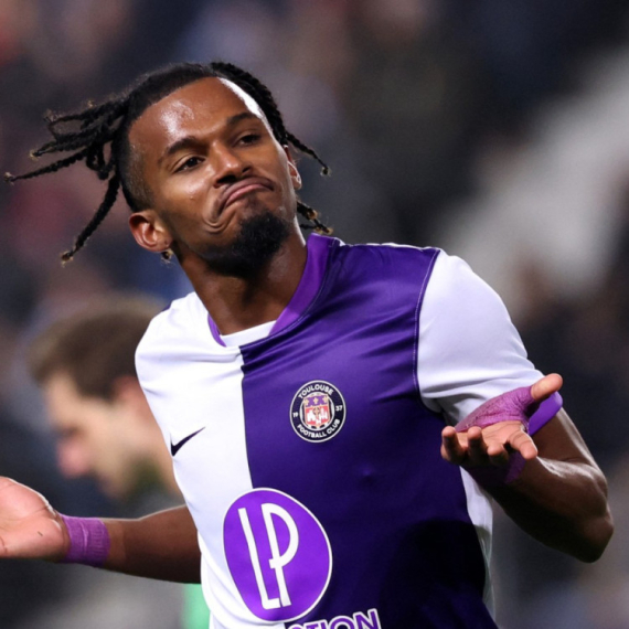 Tuluz "protutnjao" Parizom