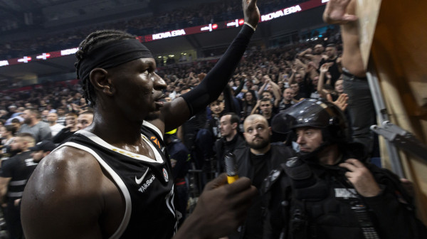 Potez koji će oduševiti "grobare": Bonga derbi igrao povređen