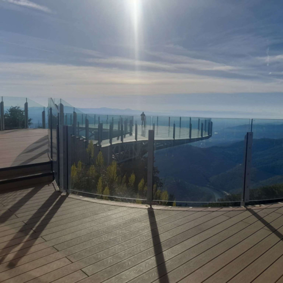 Nestvarno mesto u srcu Srbije: Željno se iščekuje otvaranje staklenog čuda FOTO