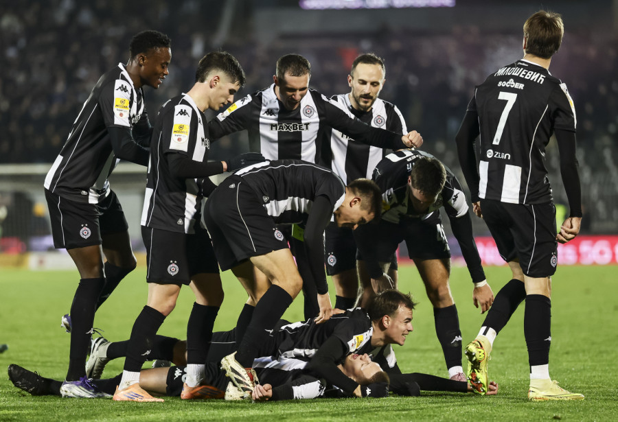 Crno-bela godina: (Ne)povenje Blagojeviću – prvo mesto, a o tome niko ne priča...