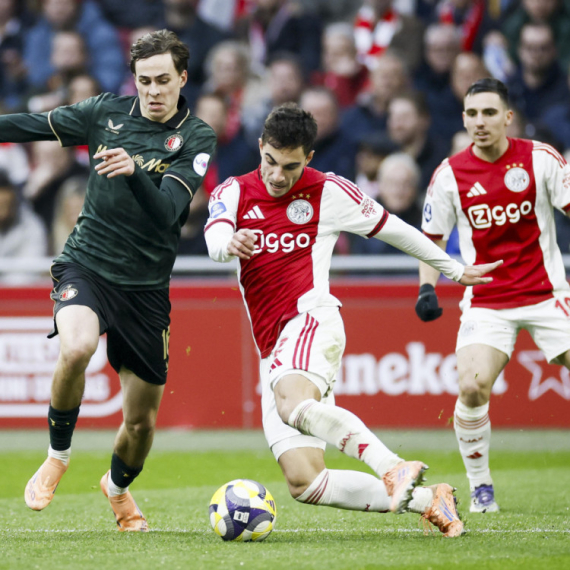 Ajaks slavio golčinom u "De Klasikeru" – PSV najzadovoljniji  VIDEO