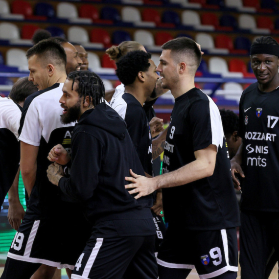 Loš početak meča za Partizan i FMP