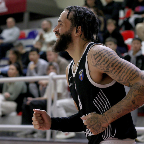 Vašington pokrenuo Partizan – FMP upao u seriju grešaka