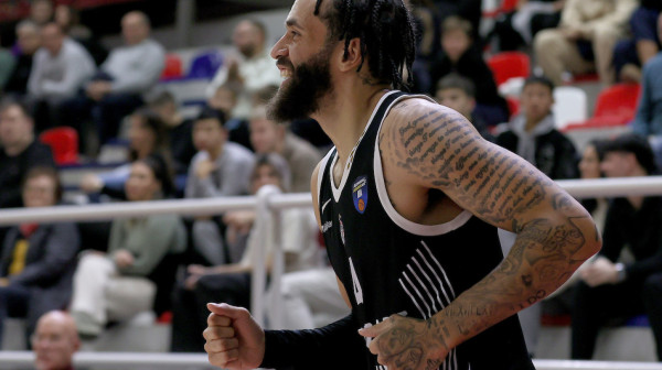 Vašington pokrenuo Partizan – FMP upao u seriju grešaka