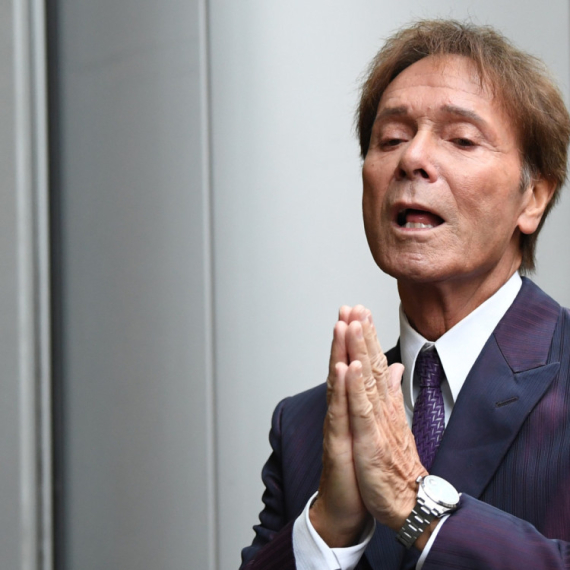 Klif Ričard ima rak: "Godinu dana se borim" FOTO/VIDEO