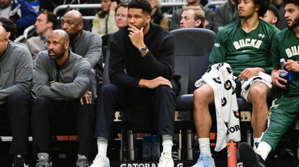 Milvoki na -45 bez Janisa – Minesota se osvetila Kingsima – bruka Čikaga VIDEO