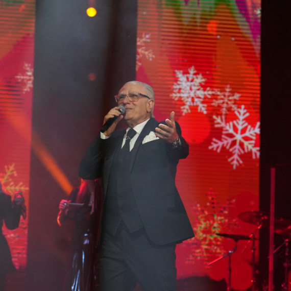 Željko Samardžić razgalio publiku: Ceo Sava centar na nogama FOTO