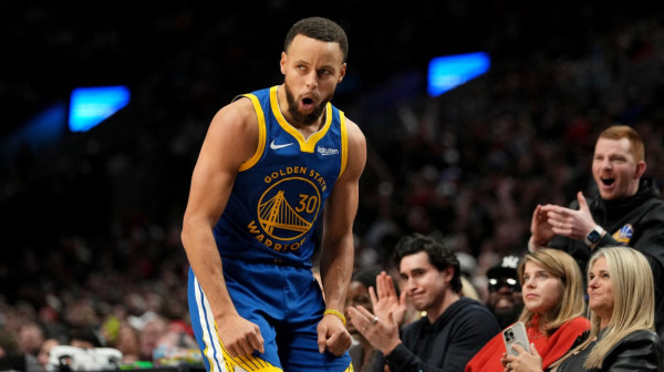 Stef Kari prestigao Džordana – ušao u istoriju NBA lige