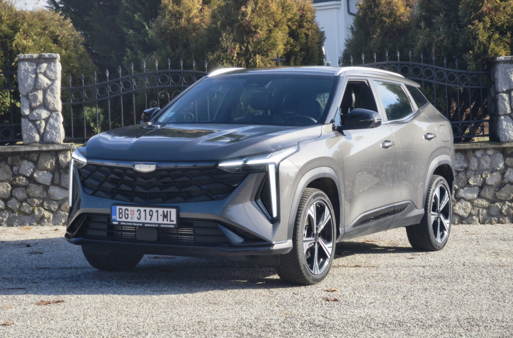 Vozili smo: Geely Cityray – hleba i ekrana