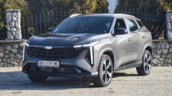 Vozili smo: Geely Cityray – hleba i ekrana