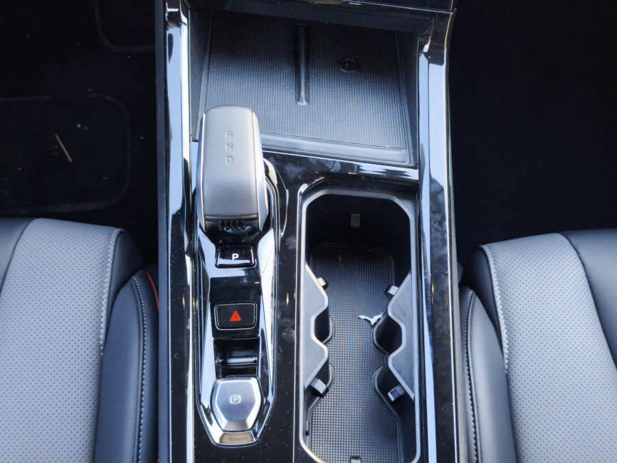 Vozili smo: Geely Cityray – hleba i ekrana