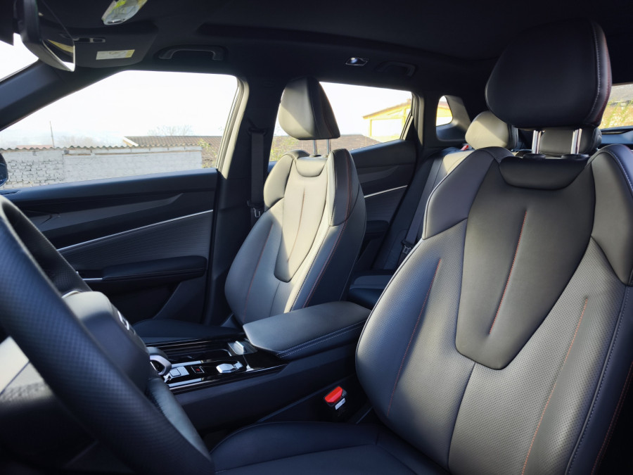 Vozili smo: Geely Cityray – hleba i ekrana