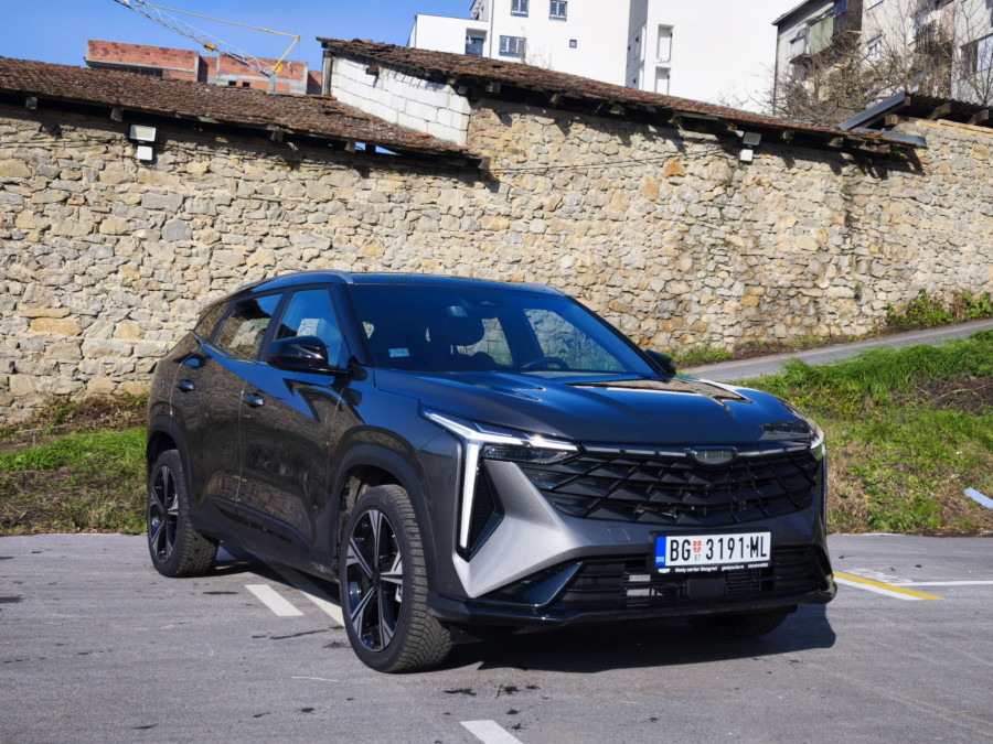 Vozili smo: Geely Cityray – hleba i ekrana