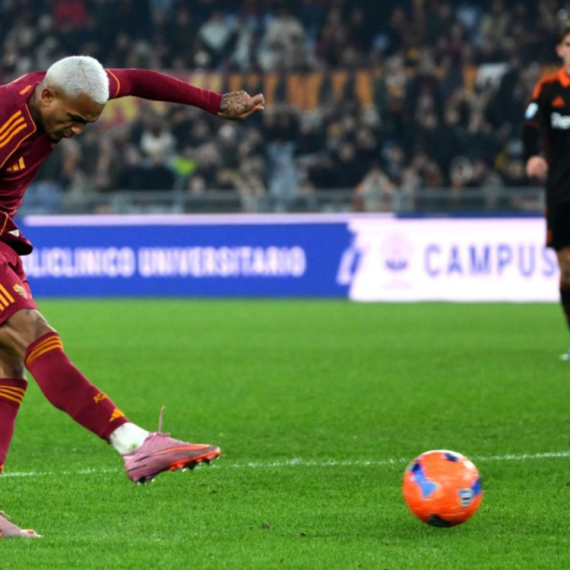 Svilar sačuvao mrežu – Roma se vratila na pobednički kolosek