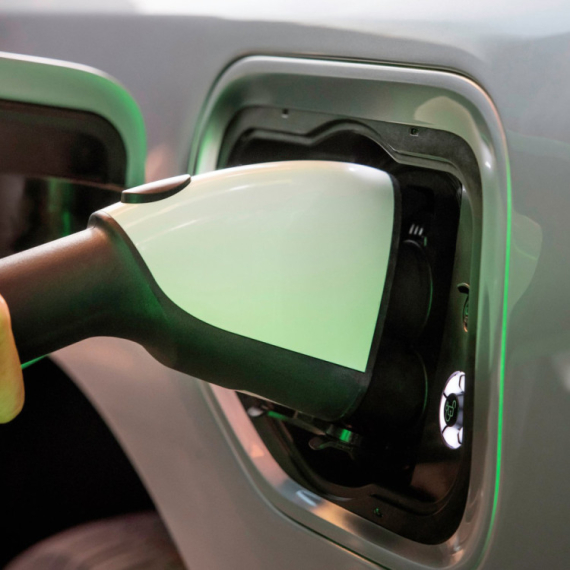 Uvodi se obavezni standard: Propisano koliko struje električni automobili smeju da troše