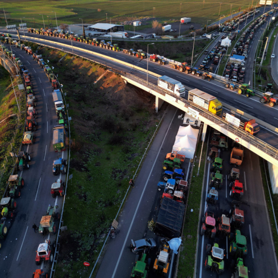 Putevi do Grčke blokirani: Samo ovaj prelaz funkcioniše i gužva je ogromna VIDEO