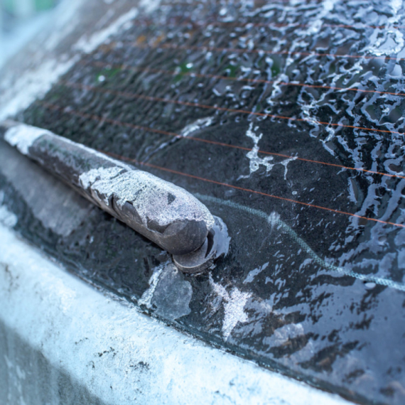 Šok: Minus 40 stepeni – Evropa je na udaru; Ledena kiša u Srbiji, a evo gde veje sneg FOTO