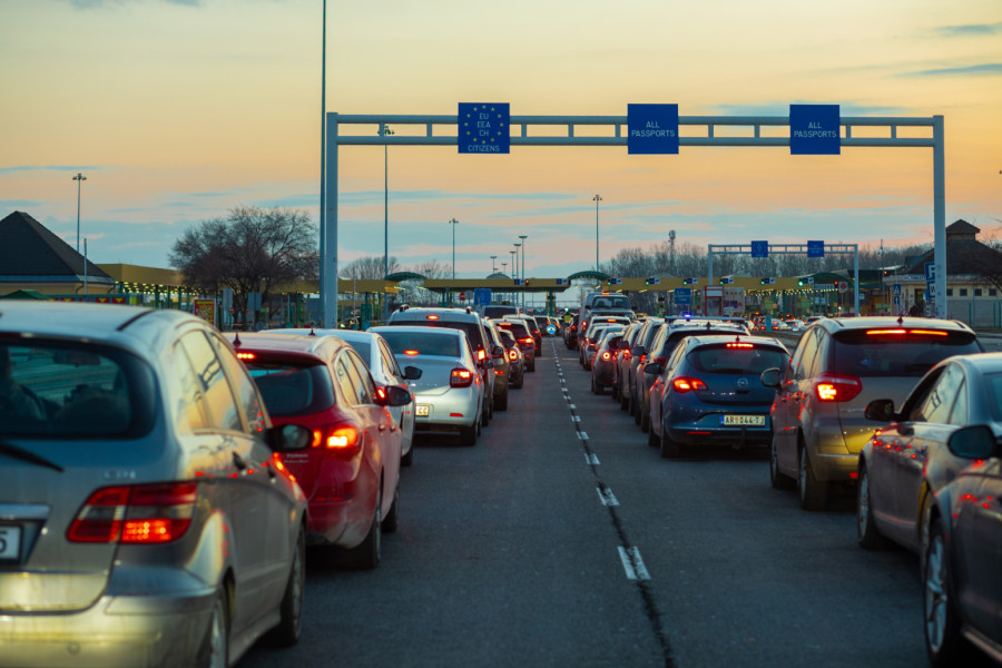 Ovo morate da znate ako putujete u EU tokom praznika: Paprene kazne na granicama