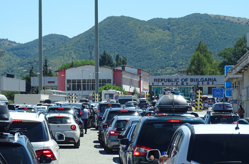 Kolaps na granicama; Poslato i upozorenje, dobro se spremite za put FOTO