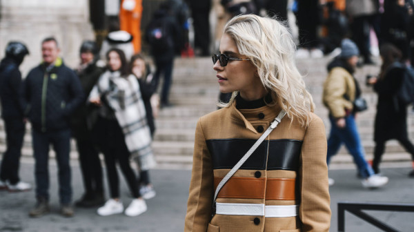 Modni trik Francuskinja: Ne košta vas ništa, a u trenu podiže kombinaciju FOTO