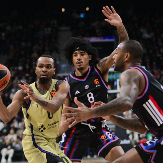 Barselona dominirala u Parizu – Srbin debitovao u Evroligi