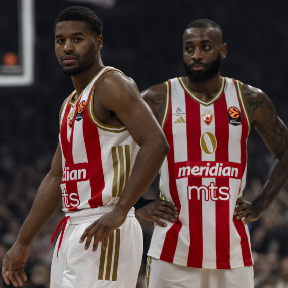 Poraz Zvezde – dva potpisa na "lošoj večeri" sa Batlerovim "savršenim menijem" VIDEO