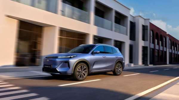 Novi hibrid u Srbiji: Šta donosi Geely Starray EM-i FOTO