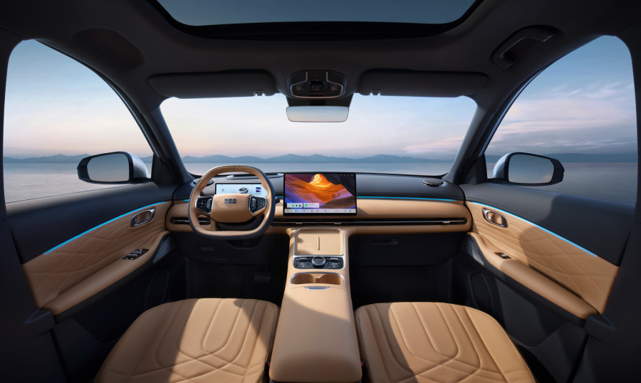 Novi hibrid u Srbiji: Šta donosi Geely Starray EM-i FOTO