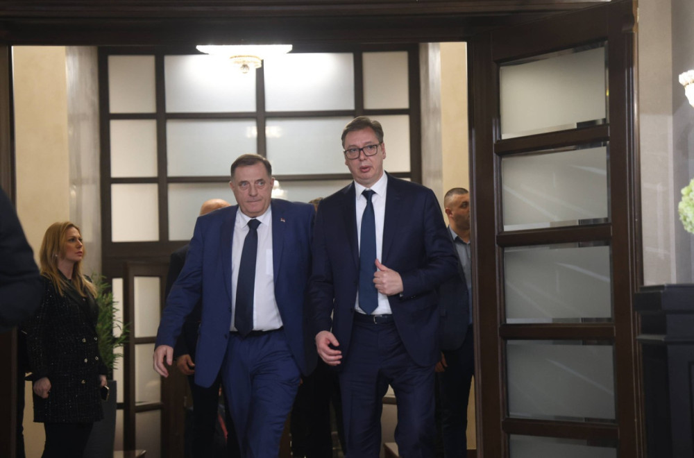 Dodik: Državnička odluka Vučića da ne ide u Brisel; Njegov stav predstaljva odbranu dostojanstva Srbije