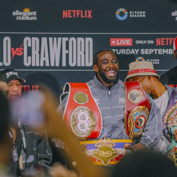 Povukao se jedan od najvećih boksera 21. veka VIDEO