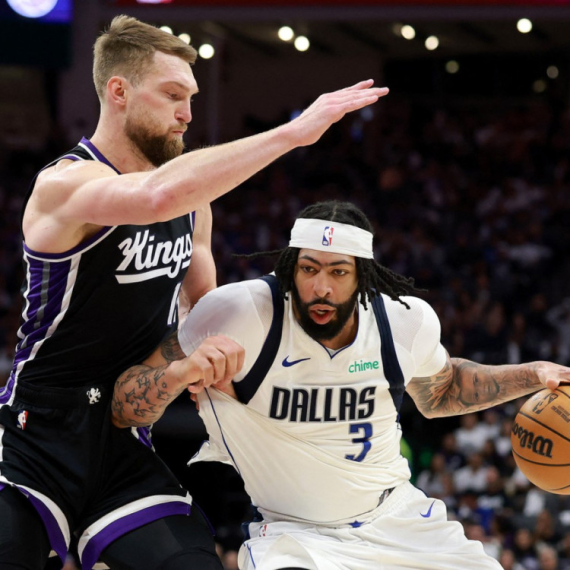 "Bomba" u Torontu: Dejvis ili Sabonis kod Rajakovića?