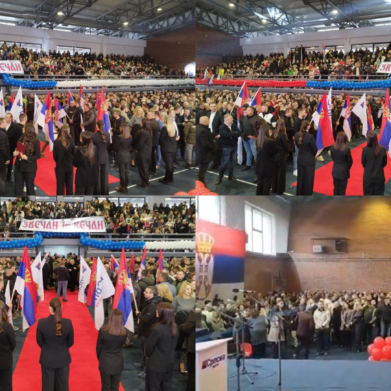 Sve spremno za miting Srpske liste: Hala sportova u Kosovskoj Mitrovici u bojama srpske trobojke FOTO/VIDEO