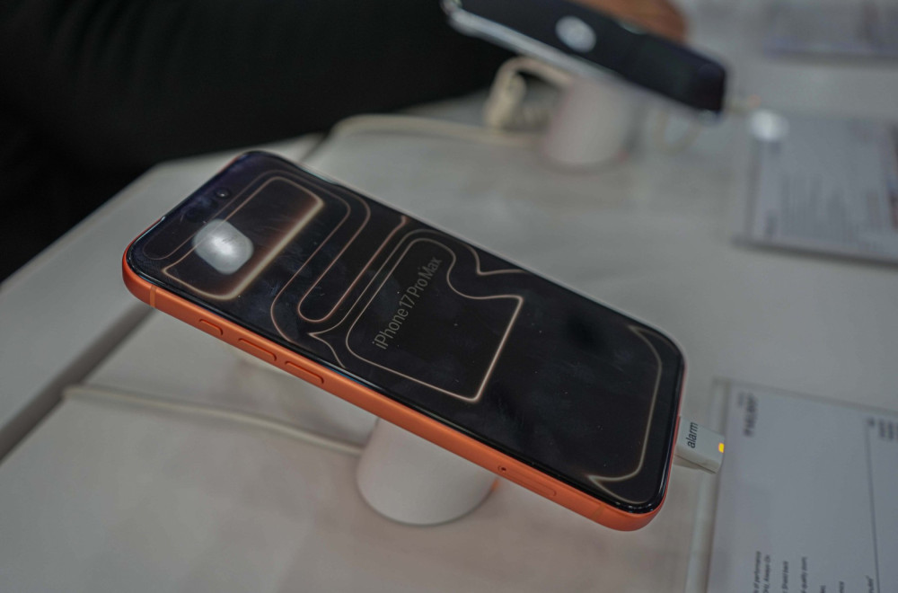 Kako Kinezi popravljaju iPhone 17 Pro Max VIDEO