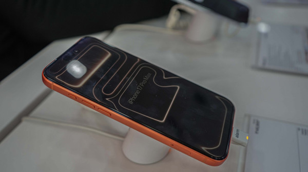 Kako Kinezi popravljaju iPhone 17 Pro Max VIDEO