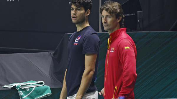 Oglasio se Alkarasov trener!