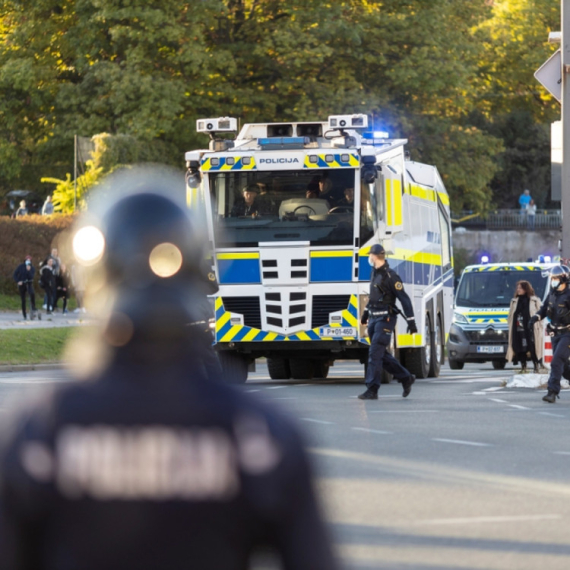 Opsadno stanje u Sloveniji: Policija jurila bivšeg hrvatskog specijalca, pa ga pronašla mrtvog