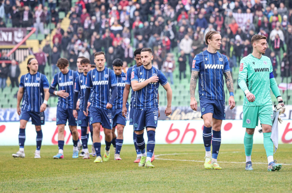 Nezadovoljstvo u Sarajevu – manijaci skinuli igrače