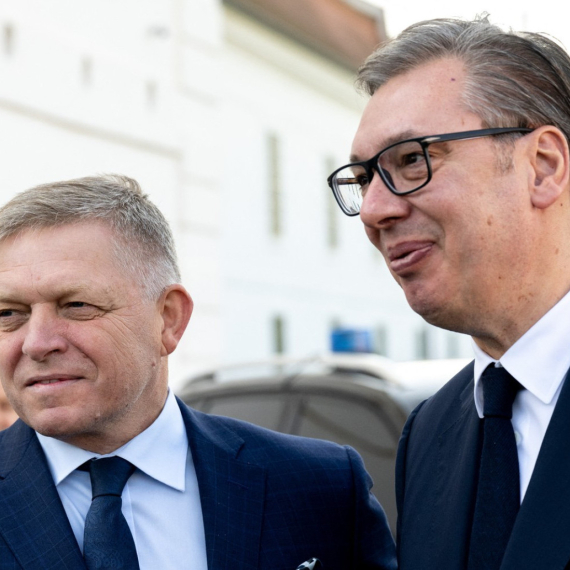 "Ono što rade Srbiji nema veze sa zdravim razumom"; Fico udario na Brisel i podržao Vučića