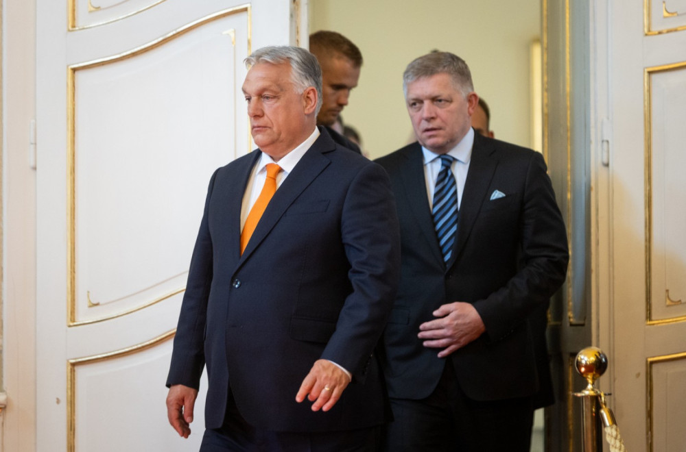 Velika podrška Vučiću: Dvostruki standardi EU jer je Srbija suverena; Odnos prema Srbiji loš i sramotan