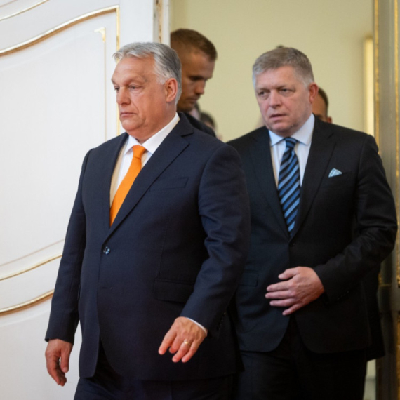 Velika podrška Vučiću: "Dvostruki standardi EU jer je Srbija suverena"; "Odnos prema Srbiji loš i sramotan"