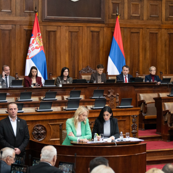 Poslanici danas glasaju o sudijama Ustavnog suda