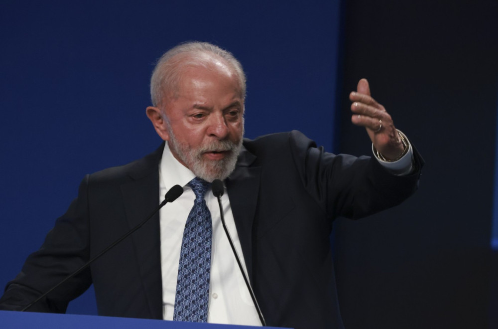 Lula stavlja veto; Bolsonaro mora da plati