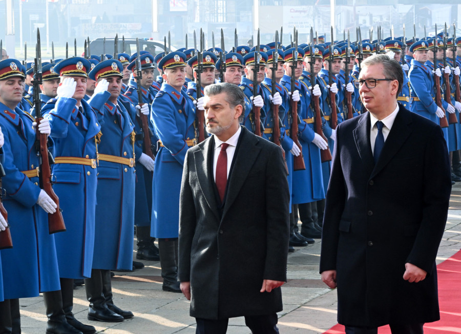Vučić meets with Kavelashvili; Ceremonial reception for President of Georgia in front of Palace of Serbia
