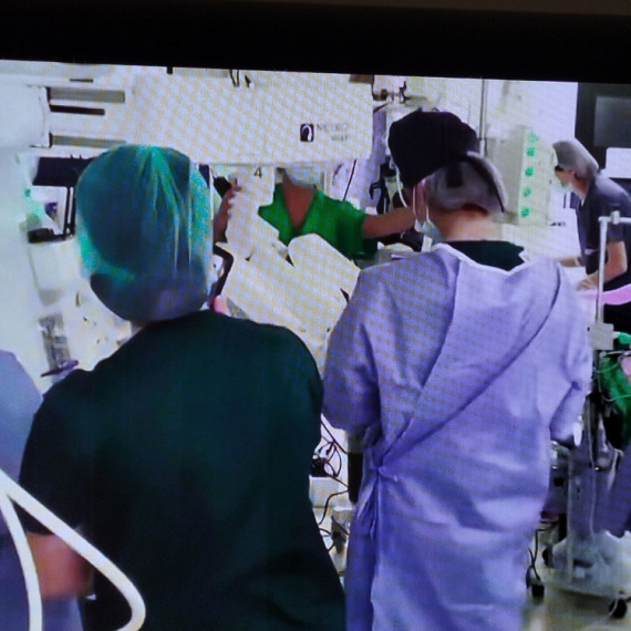 Velik podvig: U Srbiji urađena operacija na srcu, s robotom; "Bez krvarenja i trauma" FOTO