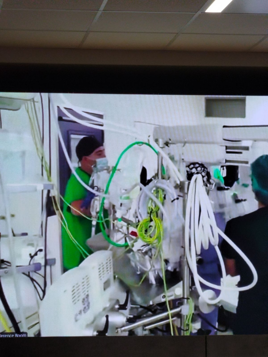 Velik podvig: U Srbiji urađena operacija na srcu uz pomoć robota; Bez krvarenja i trauma FOTO