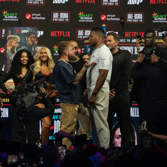 Džošua "zapretio" Polu "opasnim ringom" VIDEO