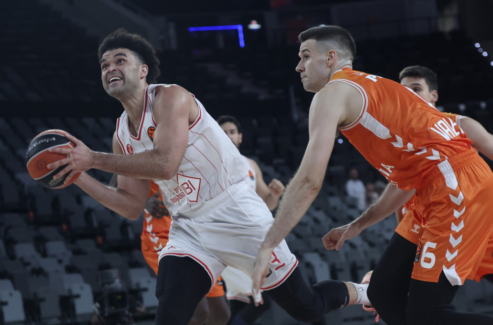 Presudio Zvezdi, pa dobio MVP priznanje